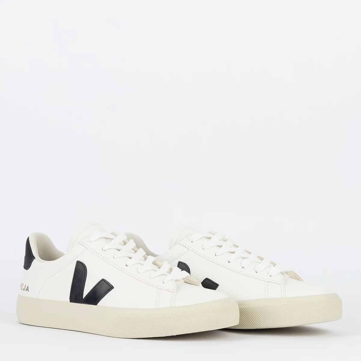 TÊNIS VEJA CAMPO CHROMEFREE EXTRA WHITE BLACK