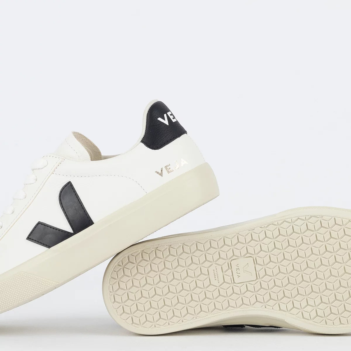 TÊNIS VEJA CAMPO CHROMEFREE EXTRA WHITE BLACK